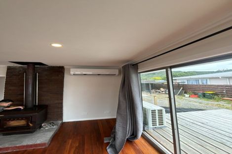 Photo of property in 31 Karamu Crescent, Wainuiomata, Lower Hutt, 5014