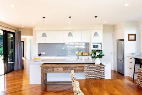 Photo of property in 199 Eskridge Drive, Eskdale, Napier, 4182