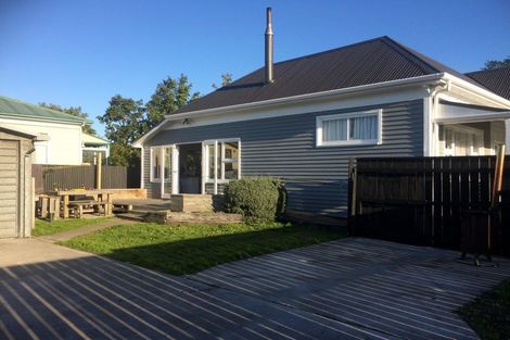 Photo of property in 2 Cecil Place, Waltham, Christchurch, 8023