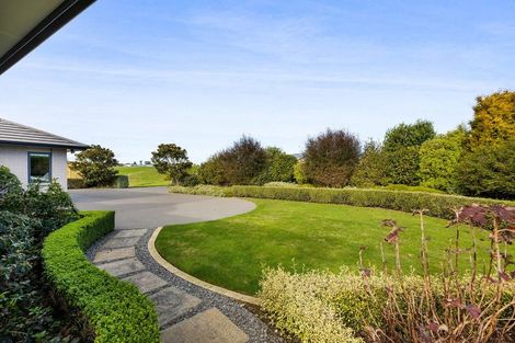 Photo of property in 3 Larlin Heights, Hawera, 4675