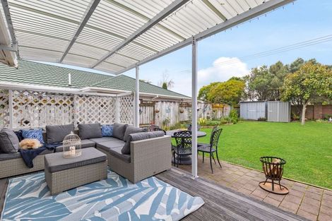 Photo of property in 5 Rosebank Avenue, Kelvin Grove, Palmerston North, 4414