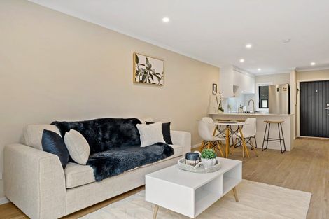 Photo of property in 25/125b Metcalfe Road, Ranui, Auckland, 0612