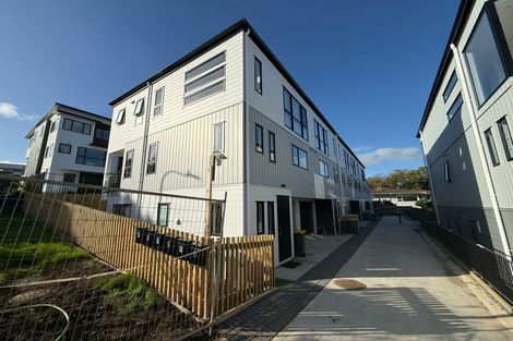 Photo of property in 10 Howe Street, Howick, Auckland, 2014