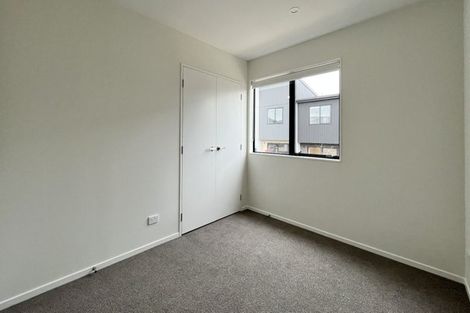 Photo of property in 4/474 West Coast Road, Glen Eden, Auckland, 0602
