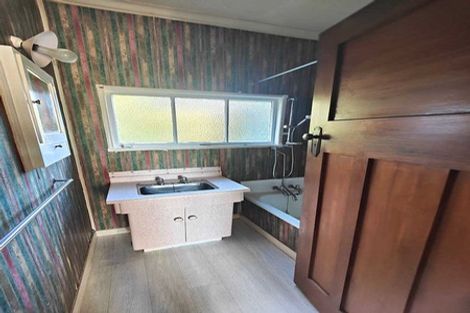 Photo of property in 9a Normanby Street, Fitzroy, New Plymouth, 4312