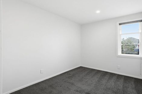 Photo of property in 16 Boyne Avenue, Northcote, Christchurch, 8052