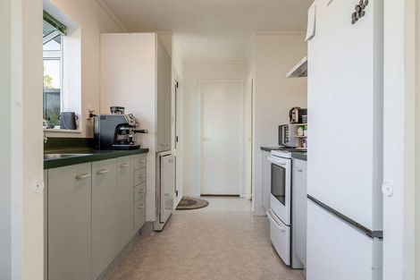 Photo of property in 105 Hillcrest Drive, Kelvin Grove, Palmerston North, 4414