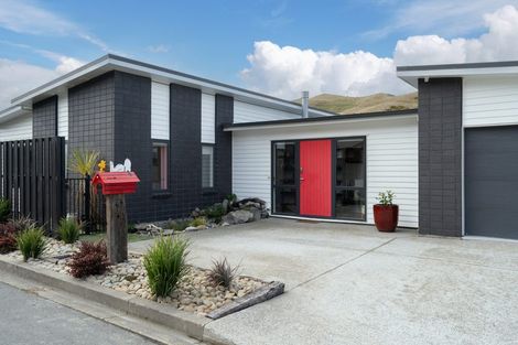 Photo of property in 16 Rochdale Drive, Churton Park, Wellington, 6037