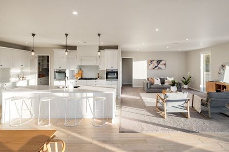 Photo of property in 129 Saint Kilda Road, Cambridge, 3434