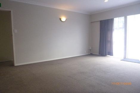 Photo of property in 1b/2 Divich Avenue, Te Atatu South, Auckland, 0610