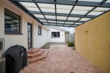 Photo of property in 64 Watt Road, Otatara, Invercargill, 9879