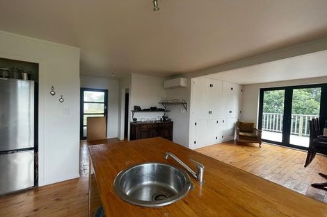 Photo of property in 1 Tulloch Street, Saint Johns Hill, Whanganui, 4500