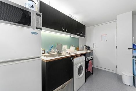 Photo of property in Urbane Apartments, 30/29 Webb Street, Mount Cook, Wellington, 6011