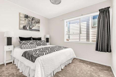 Photo of property in 116 Birkdale Road, Birkdale, Auckland, 0626