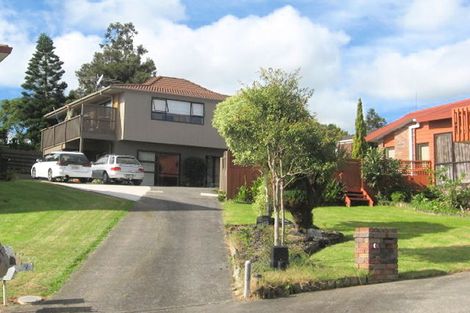 Photo of property in 1/8 Kincraig Place, Highland Park, Auckland, 2010
