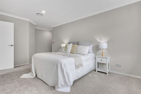 Photo of property in 5 Elevation Street, Flat Bush, Auckland, 2019