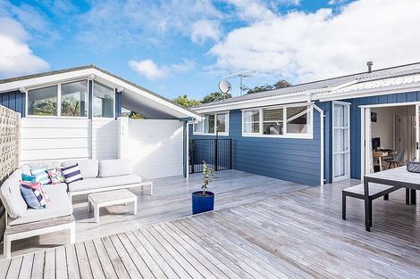 Photo of property in 2 Cranwell Street, Churton Park, Wellington, 6037