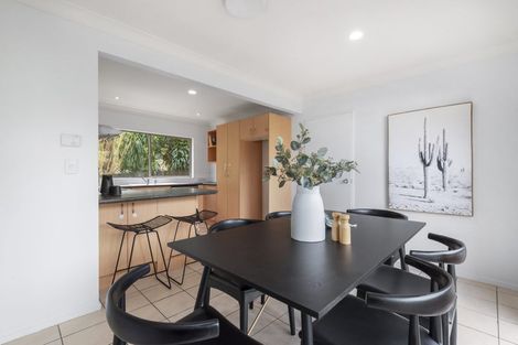 Photo of property in 1/122 Manuka Road, Bayview, Auckland, 0629