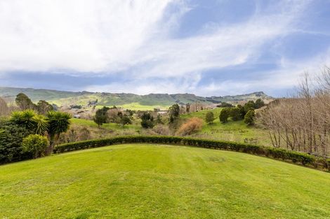 Photo of property in 35 Raratu Road, Kahuranaki, Havelock North, 4295