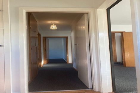 Photo of property in 2/82 Grahams Road, Burnside, Christchurch, 8041