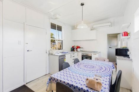 Photo of property in 49 Douglas Street, Saint Kilda, Dunedin, 9012