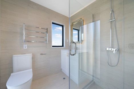 Photo of property in 9b Lomond Street, Takapuna, Auckland, 0622