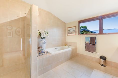 Photo of property in 18 Iwa Street, Mapua, 7005