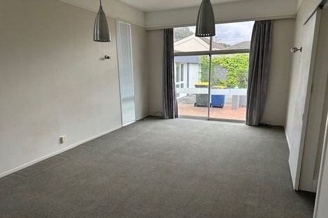 Photo of property in 1 Frater Avenue, Milford, Auckland, 0620