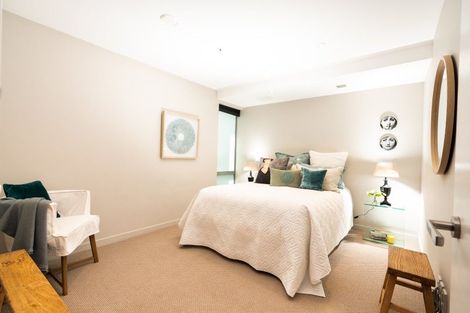 Photo of property in Mariner, 1/140b Oriental Parade, Oriental Bay, Wellington, 6011