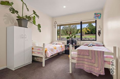 Photo of property in 832 Old North Road, Waimauku, 0882