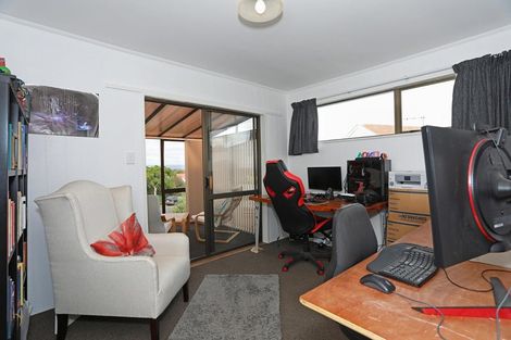 Photo of property in 36 Heatherlea Heights, Feilding, 4702