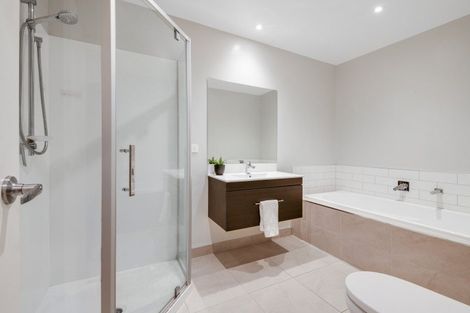 Photo of property in 11 Lewann Lane, Helensville, 0800