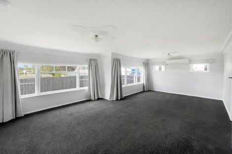 Photo of property in 15 Hannan Street, Levin, 5510