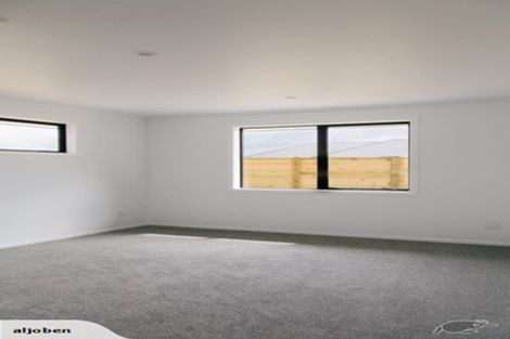 Photo of property in 12 Lewis Way, Cambridge, 3434