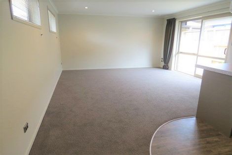 Photo of property in 114u7 Old Farm Road, Hamilton East, Hamilton, 3216