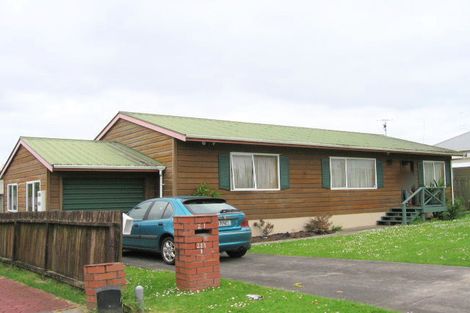 Photo of property in 1/1 Palm Court Drive, Glen Eden, Auckland, 0602