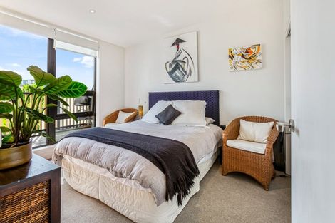 Photo of property in 23 Isitt Road, Hobsonville, Auckland, 0616