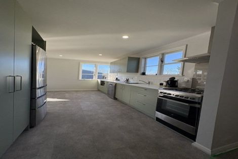Photo of property in 30 Broadway Street, Martinborough, 5711
