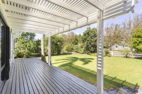 Photo of property in 128 Avalon Place, Whangamata, 3620
