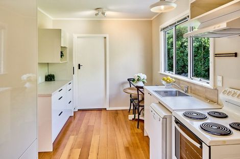 Photo of property in 7 Ames Street, Paekakariki, 5034