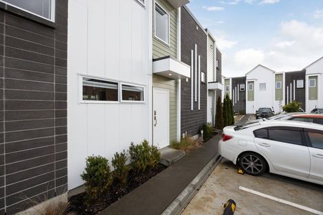 Photo of property in 5/10 Burrows Place, Frankton, Hamilton, 3204