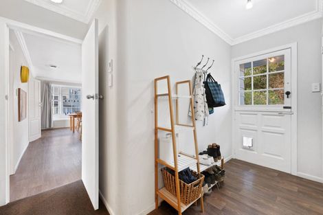 Photo of property in 142 Ti Rakau Drive, Pakuranga, Auckland, 2010