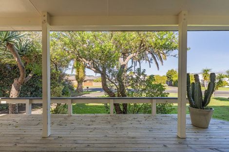 Photo of property in 4 Springbok Avenue, Whitianga, 3510