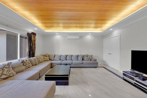 Photo of property in 10 Glaisdale Crescent, Flagstaff, Hamilton, 3210