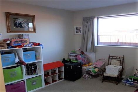 Photo of property in 8 Wattle Lane, Rangiora, 7400