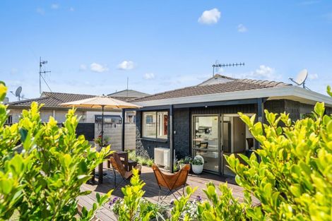 Photo of property in 1 Gobray Crescent, Mount Maunganui, 3116