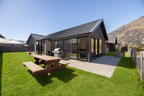 Photo of property in 37 Headley Drive, Lower Shotover, Queenstown, 9304