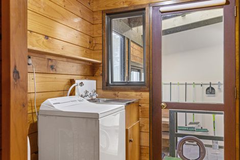 Photo of property in 23 Ewing Grove, Acacia Bay, Taupo, 3330