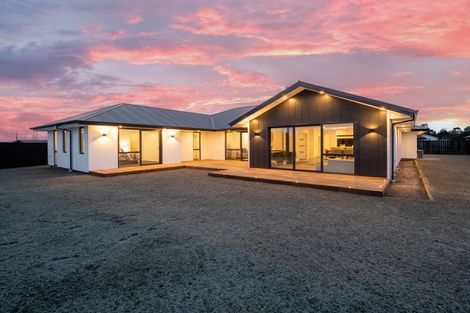 Photo of property in 44 Suffolk Drive, Kirwee, 7571