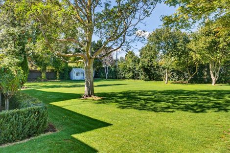 Photo of property in 129 Te Mata Road, Havelock North, 4130